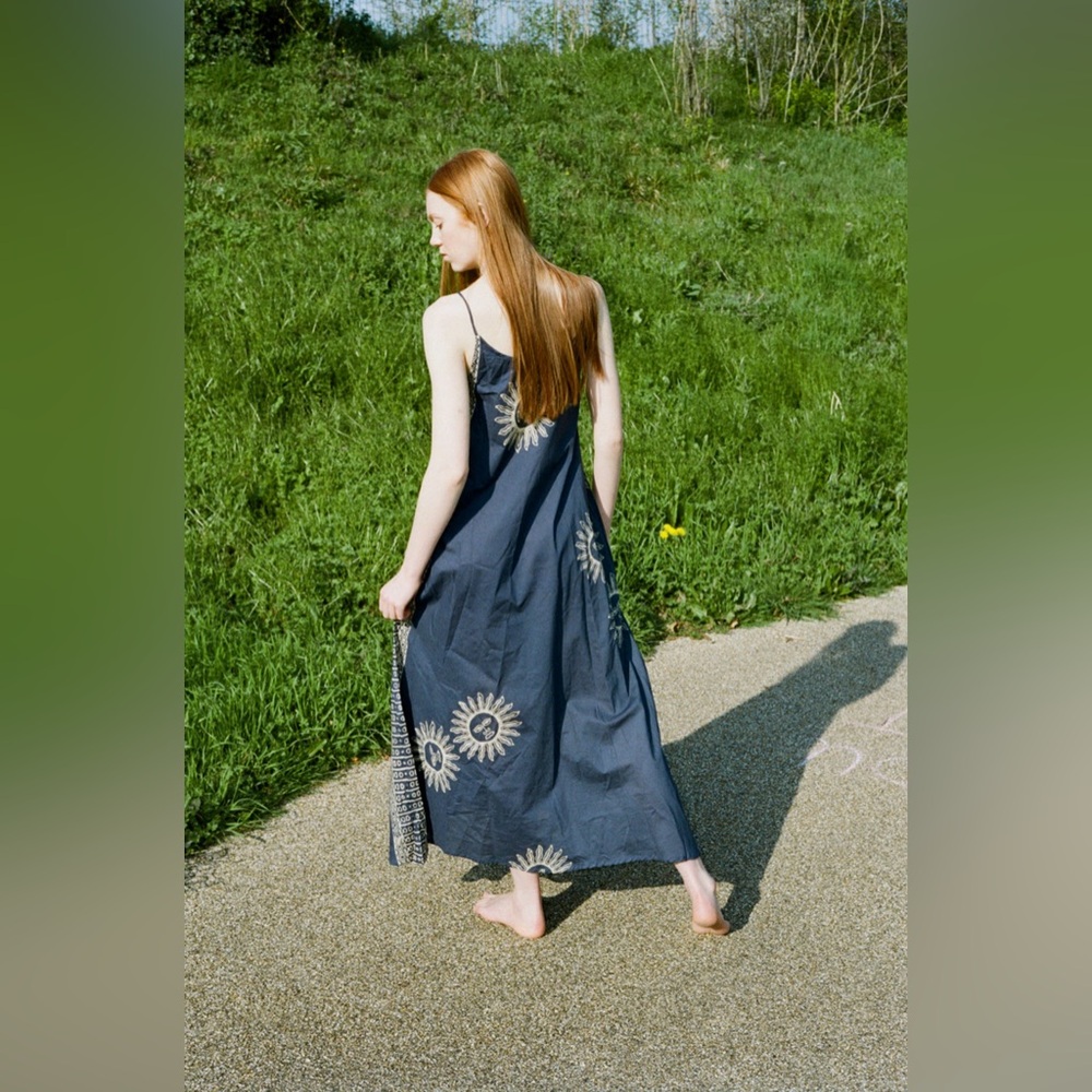 Natalie Martin Heather Maxi Dress - Indigo Sun - Picture 2 of 7